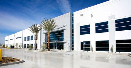 1153 N Ocean Cir, Anaheim, CA for lease Building Photo- Image 1 of 2