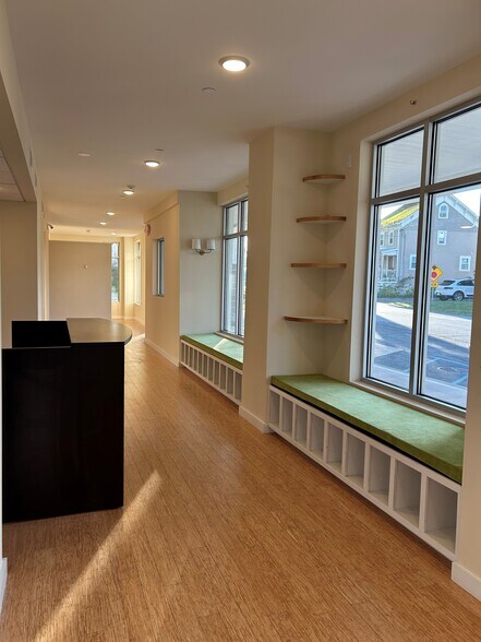 Van Wagner Place, Poughkeepsie, NY à louer - Photo du bâtiment - Image 3 de 15