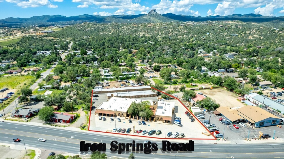 1555 W Iron Springs Rd, Prescott, AZ for lease - Building Photo - Image 3 of 21