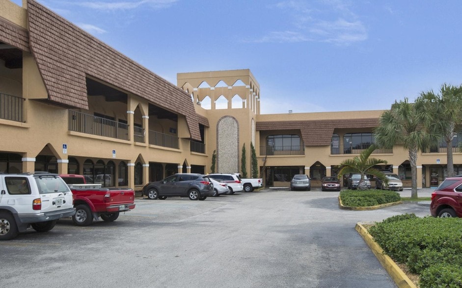 5460 N State Road 7, Fort Lauderdale, FL à louer - Photo du bâtiment - Image 3 de 11