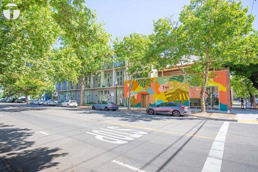 820 S St, Sacramento, CA à vendre - Photo du bâtiment - Image 2 de 45