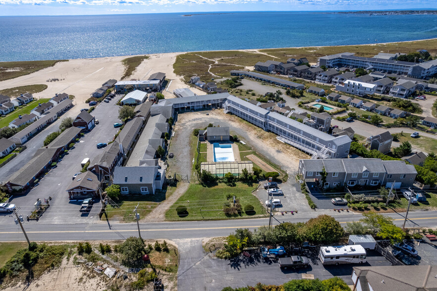 706 Shore Rd, North Truro, MA for sale - Building Photo - Image 1 of 1