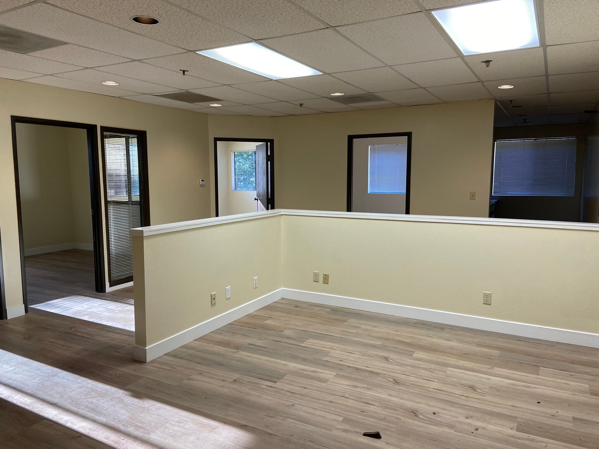 100 Professional Center Dr, Novato, CA for lease Building Photo- Image 1 of 9