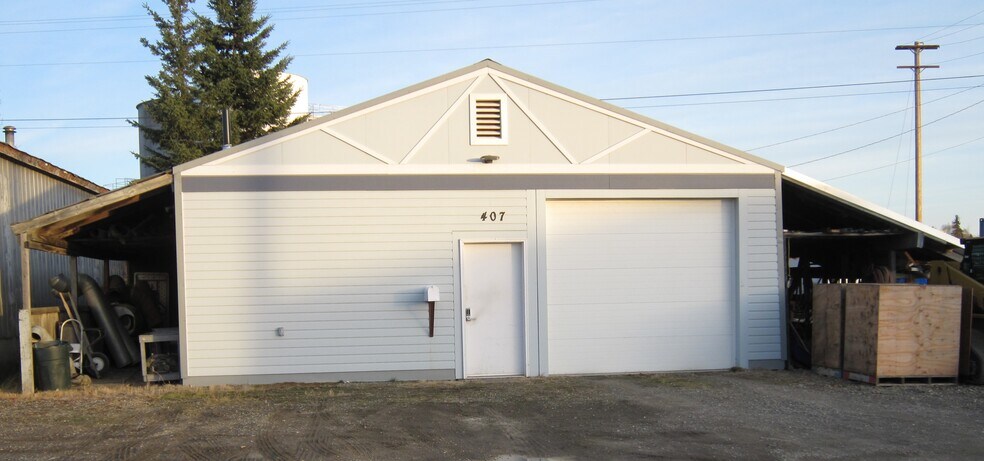 401 Driveway St, Fairbanks, AK à vendre - Photo du bâtiment - Image 3 de 19