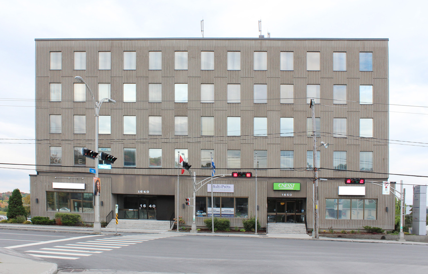 1640-1650 Rue King O, Sherbrooke, QC for lease Primary Photo- Image 1 of 3