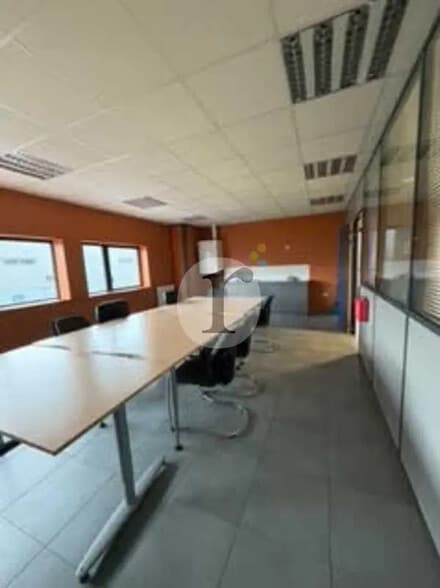 Bureau dans Lesquin à louer - Photo intérieure - Image 3 de 5