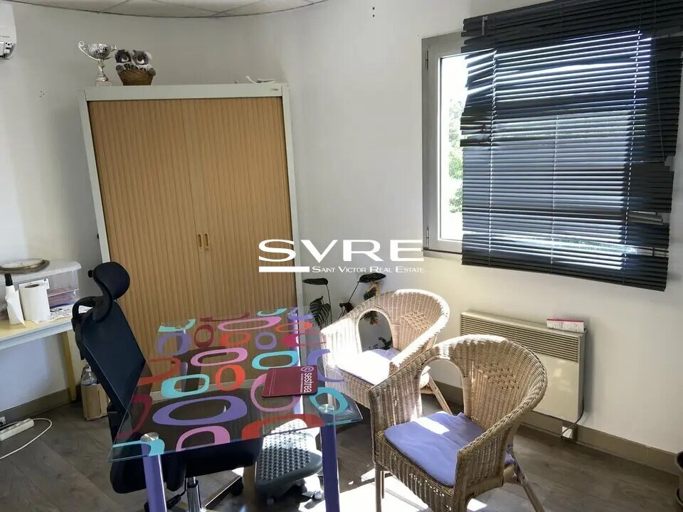 Office in Aubagne for lease Building Photo- Image 1 of 5