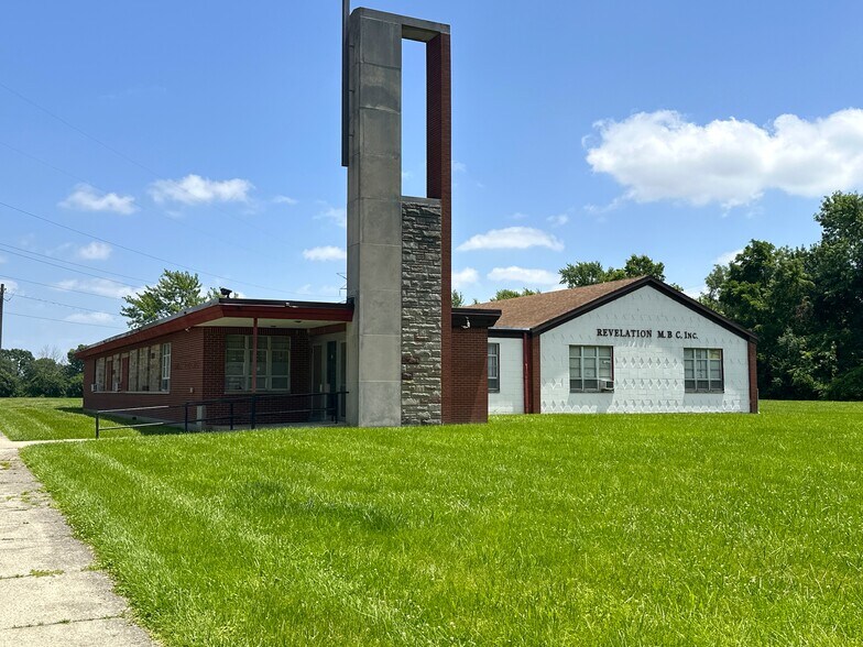 1496 Swinger Dr, Dayton, OH à vendre - Photo du bâtiment - Image 2 de 19