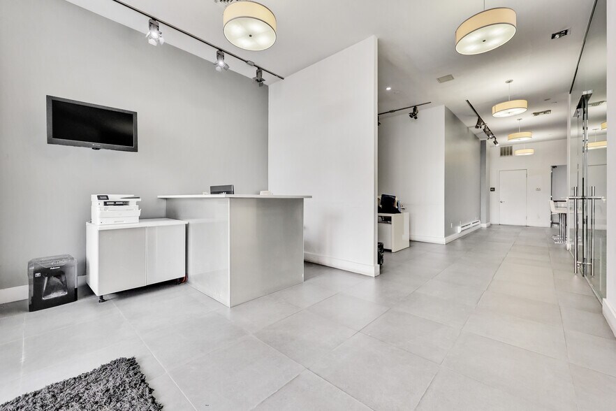 500 4th Ave, Brooklyn, NY à louer - Photo du bâtiment - Image 2 de 19