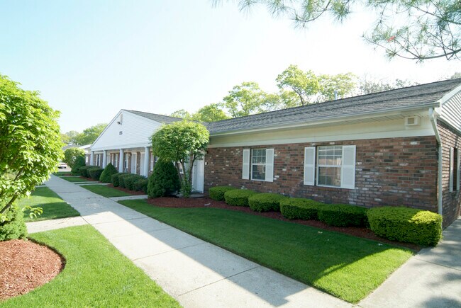 Plus de détails pour 1743 North Ocean Ave, Medford, NY - Bureau, Bureau/Médical à louer