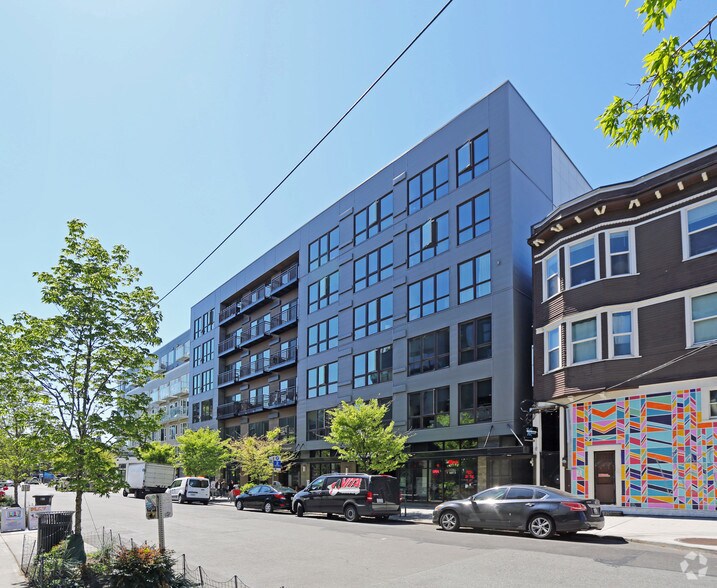 1427 11th Ave, Seattle, WA for lease - Primary Photo - Image 1 of 46