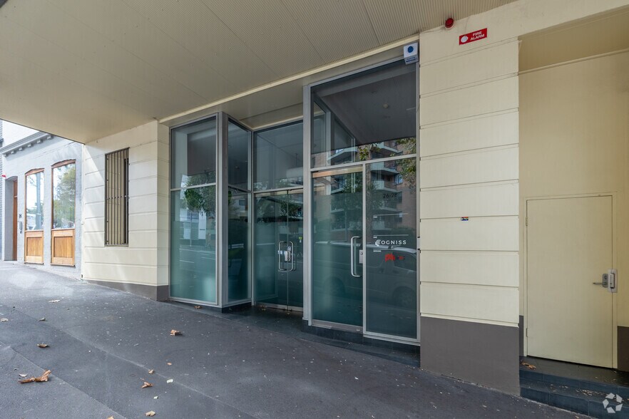 26-28 Wentworth Ave, Surry Hills à louer - Photo du bâtiment - Image 3 de 4