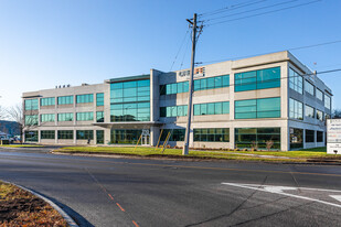 310 Hunt Club Rd, Ottawa ON - Services immobiliers commerciaux