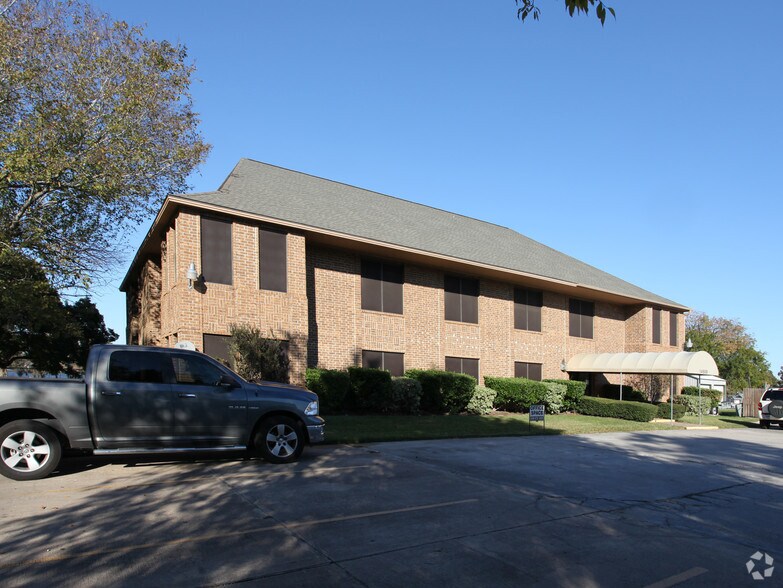 14888 Highway 105 W, Montgomery, TX for sale - Building Photo - Image 2 of 8