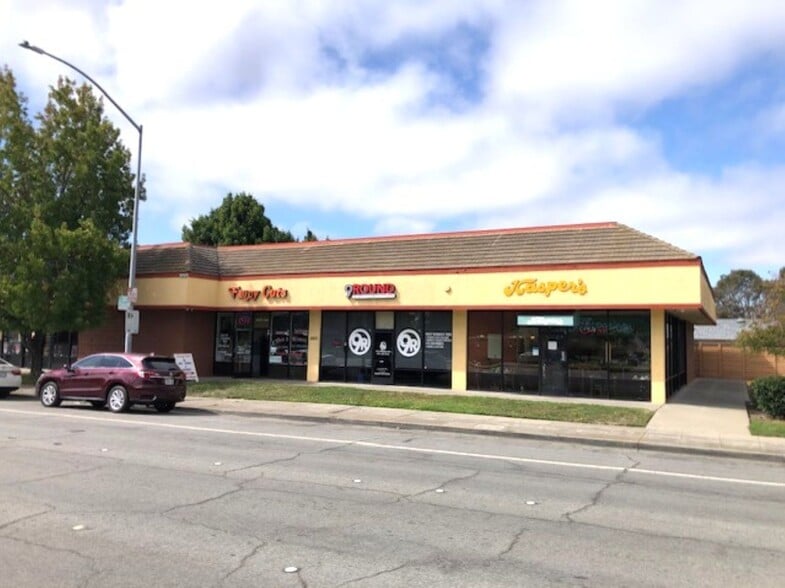 15251 Hesperian Blvd, San Leandro, CA for lease - Building Photo - Image 2 of 5