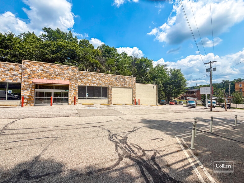2928 Sheraden Blvd, Pittsburgh, PA à louer - Photo du bâtiment - Image 2 de 15