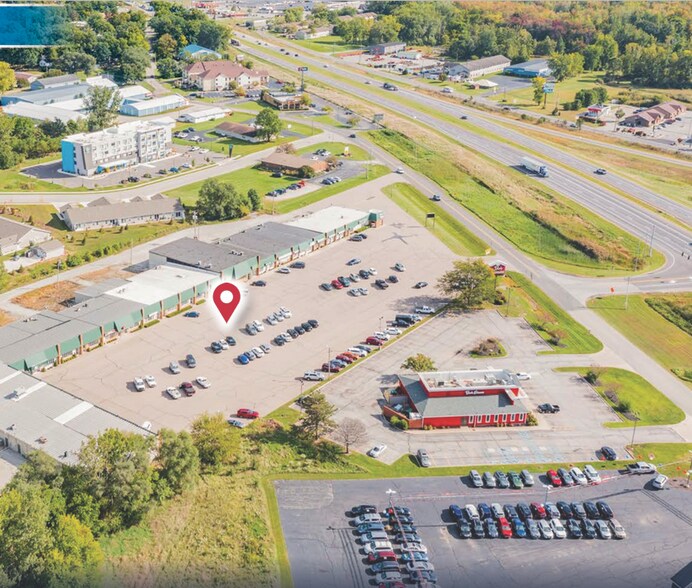 3115-3167 E Center Street Ext, Warsaw, IN à louer - Photo du bâtiment - Image 2 de 10