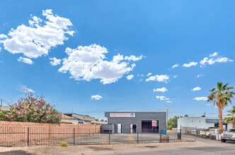 1765 Athol Ave, Henderson, NV à vendre Photo du bâtiment- Image 2 de 14