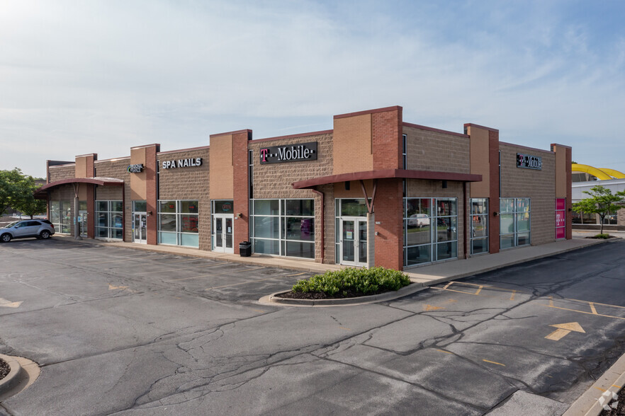 1520-1528 S 108th St, West Allis, WI for sale - Building Photo - Image 1 of 1