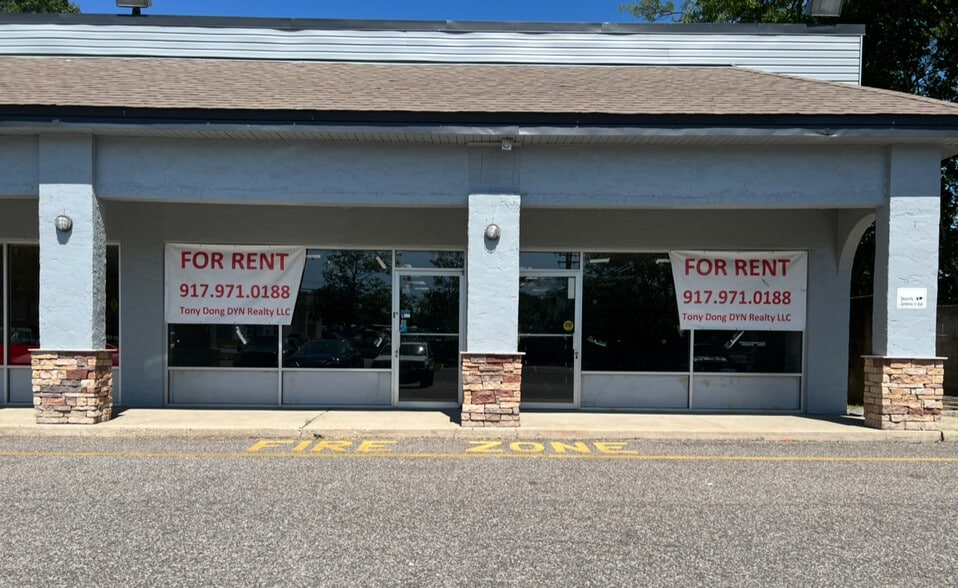 17 Semon Rd, Huntington, NY for lease - Building Photo - Image 1 of 3