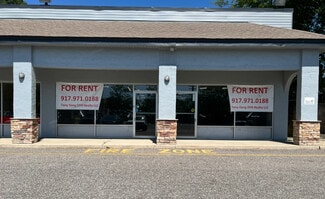 Plus de détails pour 17 Semon Rd, Huntington, NY - Commerce de détail à louer