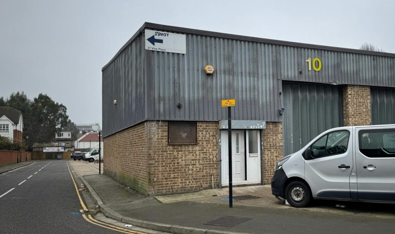 Derby Rd, Hounslow for lease Building Photo- Image 1 of 1