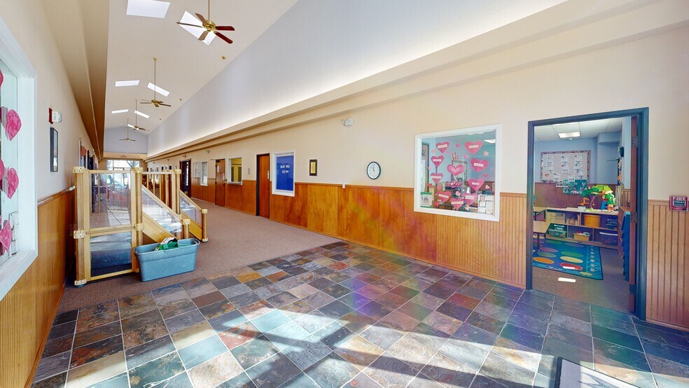 2101 Firewheel Pky, Garland, TX à vendre - Numérisation 3D de Matterport - Image 2 de 20