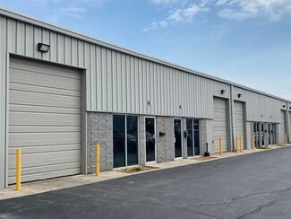 Plus de détails pour 197 Poplar Pl, North Aurora, IL - Industriel à louer