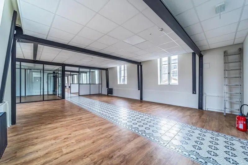 55 Rue Des Francs Bourgeois, Paris for lease Interior Photo- Image 1 of 29