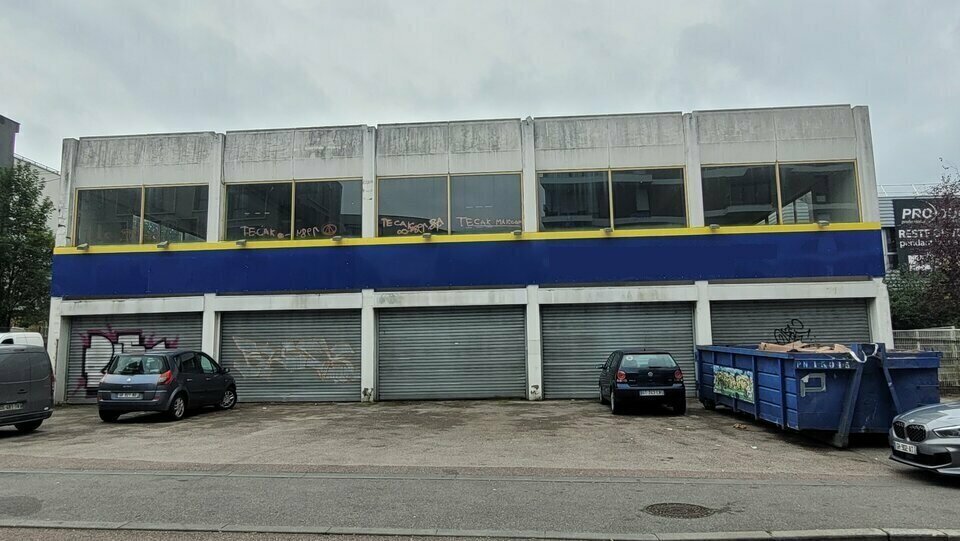 Flex dans Le Petit-Quevilly à louer - Photo du bâtiment - Image 1 de 8