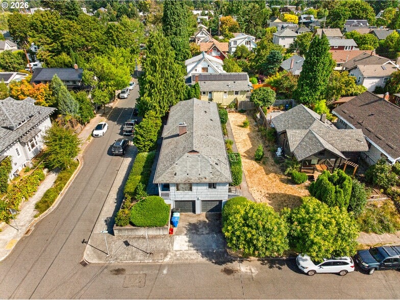 1250 SE 46th Ave, Portland, OR à vendre - Photo du bâtiment - Image 3 de 13