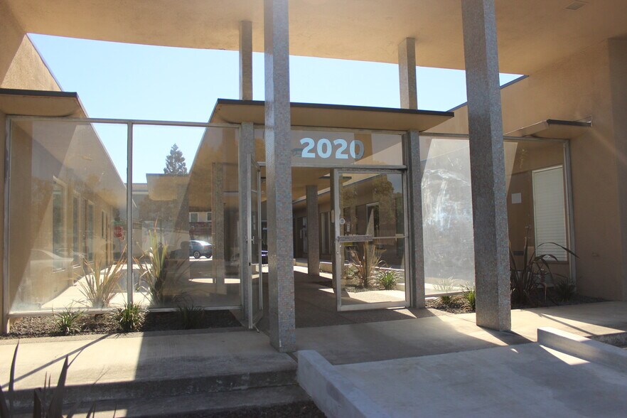 2020 Forest Ave, San Jose, CA à louer - Photo du bâtiment - Image 2 de 4