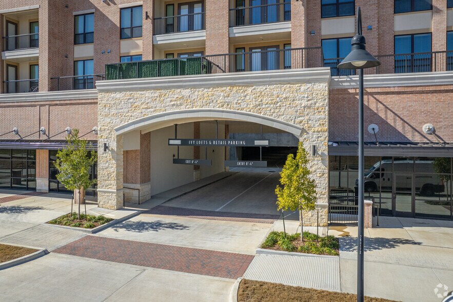 1466 Ivy Park Ter, Pearland, TX à louer - Photo du bâtiment - Image 2 de 3