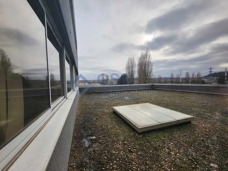 Bureau dans Palaiseau à louer - Photo du bâtiment - Image 3 de 9
