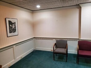 35 Pearl St, New Britain, CT for lease Interior Photo- Image 2 of 7