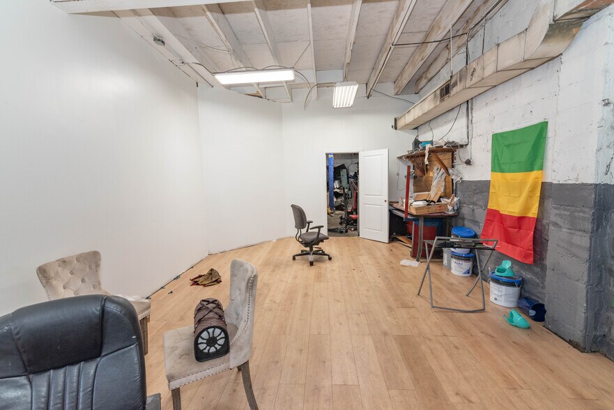 655 E 25th St, Baltimore, MD à vendre - Photo du bâtiment - Image 3 de 13
