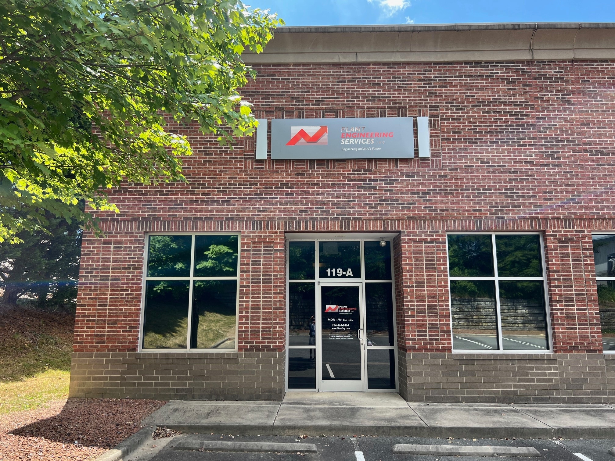 119 Poplar Pointe Dr, Mooresville, NC for lease Building Photo- Image 1 of 13