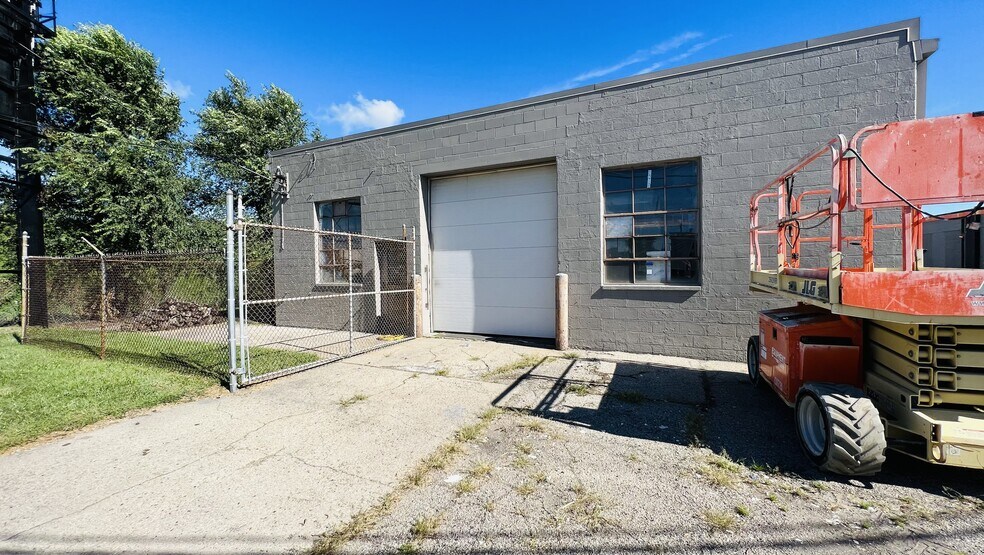 1920 Stanley Ave, Dayton, OH à vendre - Photo du bâtiment - Image 3 de 5