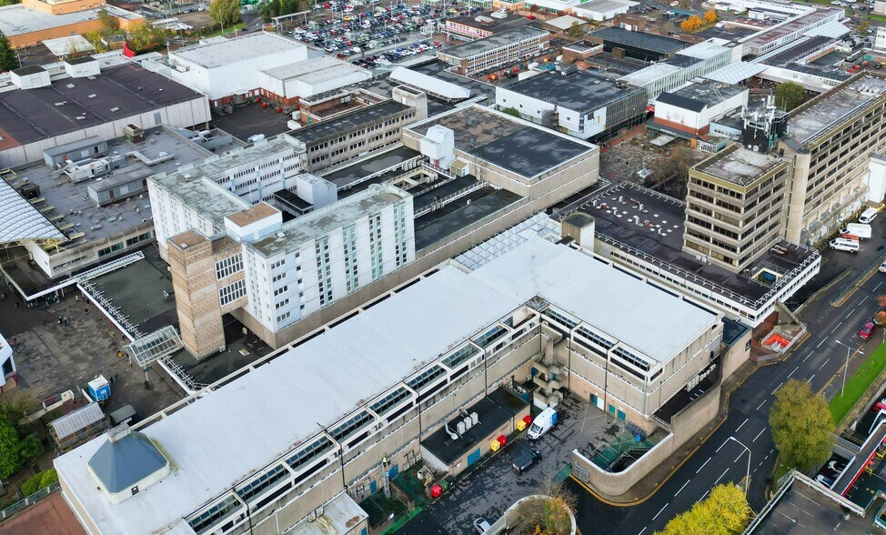 Cwmbran, Cwmbran à vendre - Aérien - Image 1 de 4