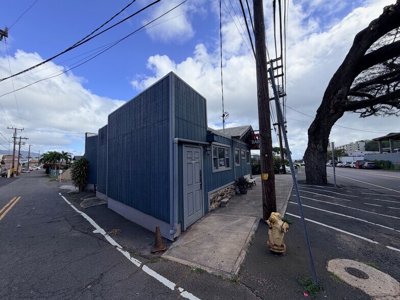 1234 Lower Main St, Wailuku, HI à vendre - Photo du bâtiment - Image 3 de 6