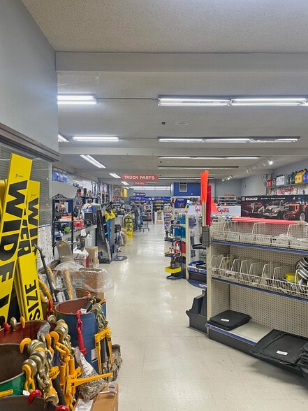 1100-1110 Santa Rosa Ave, Santa Rosa, CA for sale - Interior Photo - Image 3 of 4