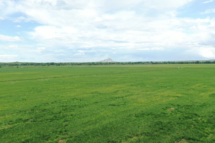 12526 Apple Rd, Whitewood, SD for sale - Building Photo - Image 3 of 66