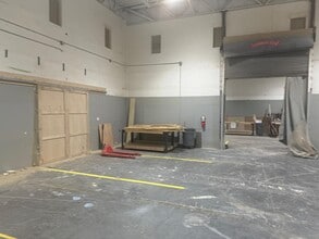 2025 NW 15th Ave, Pompano Beach, FL for lease Interior Photo- Image 2 of 4