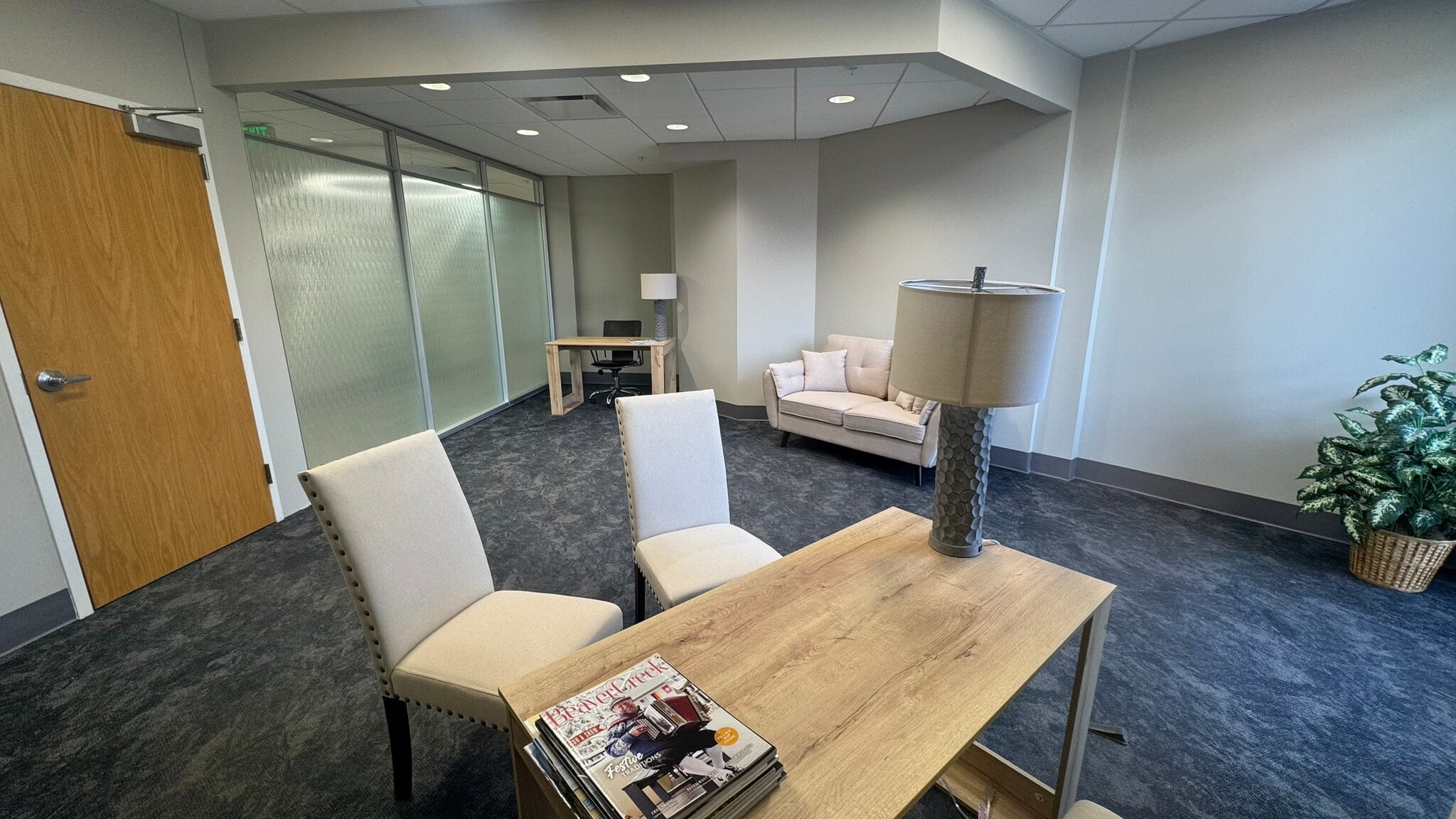 56 Edwards Village Blvd, Edwards, CO for lease Interior Photo- Image 1 of 10