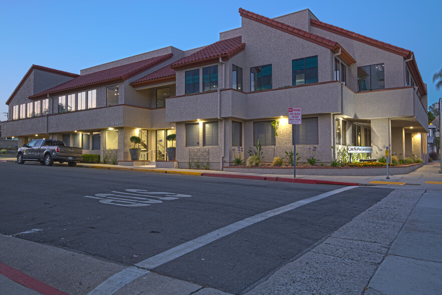 13305 Penn St, Whittier, CA for lease - Building Photo - Image 2 of 4