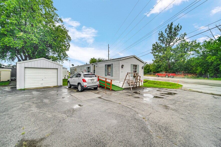 10557 N State Route 50, Manteno, IL à vendre - Photo du bâtiment - Image 2 de 23