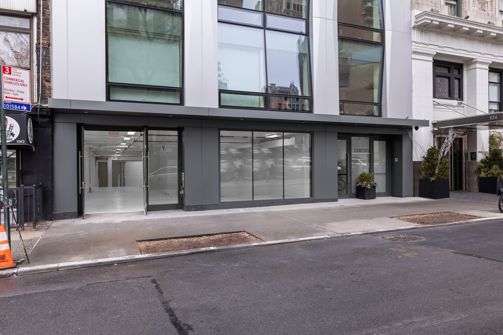 128 E 28th St, New York, NY à louer Photo du bâtiment- Image 1 de 9