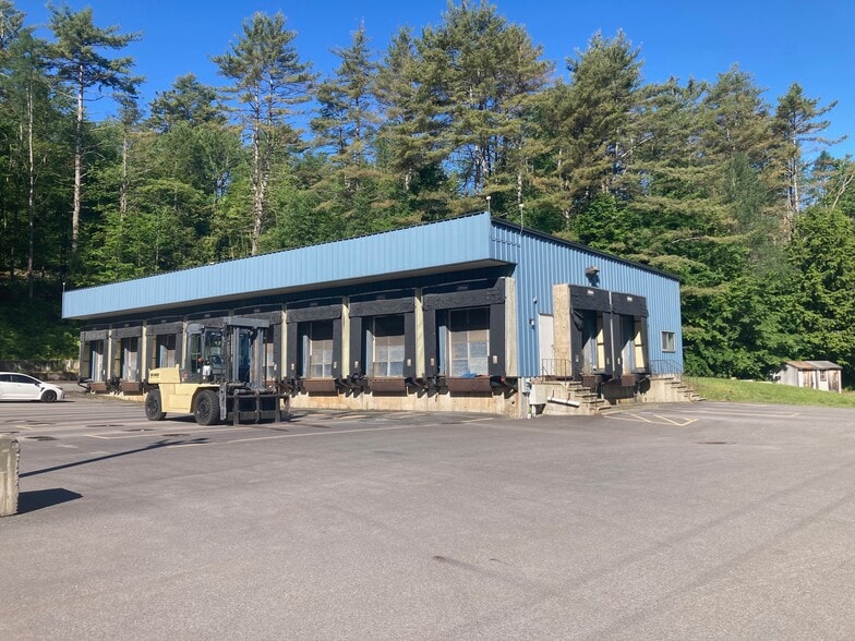 4 Old Route 10, Enfield, NH for lease - Building Photo - Image 1 of 10