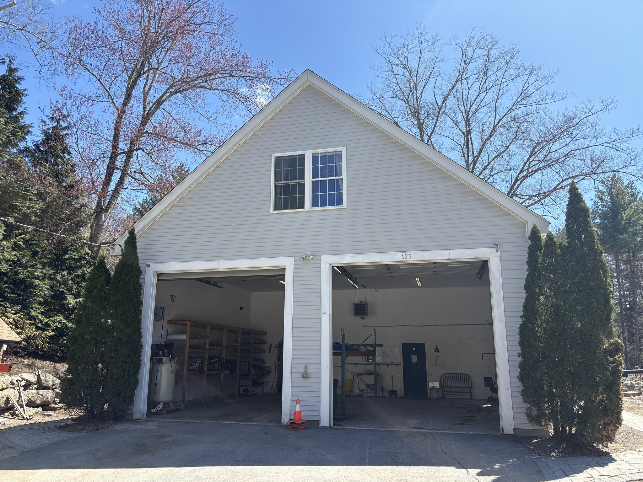 125 Wason Rd, Hudson, NH for lease Interior Photo- Image 1 of 22