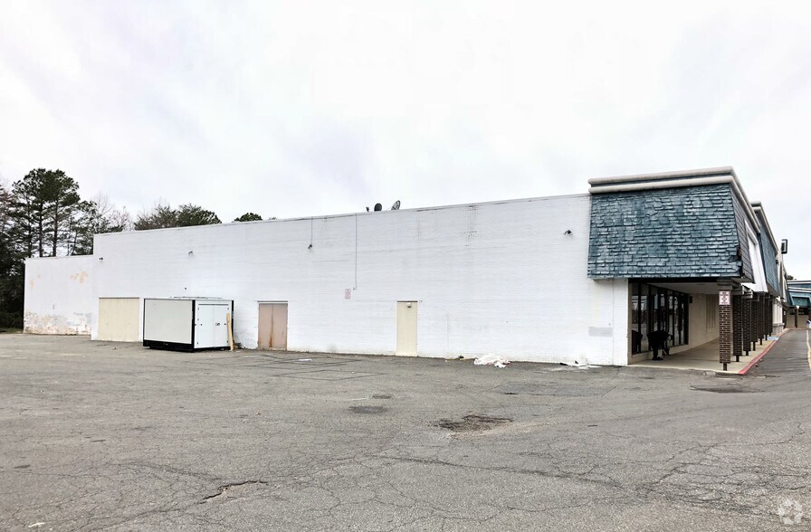 21600 Great Mills Rd, Lexington Park, MD à louer - Photo du bâtiment - Image 3 de 15